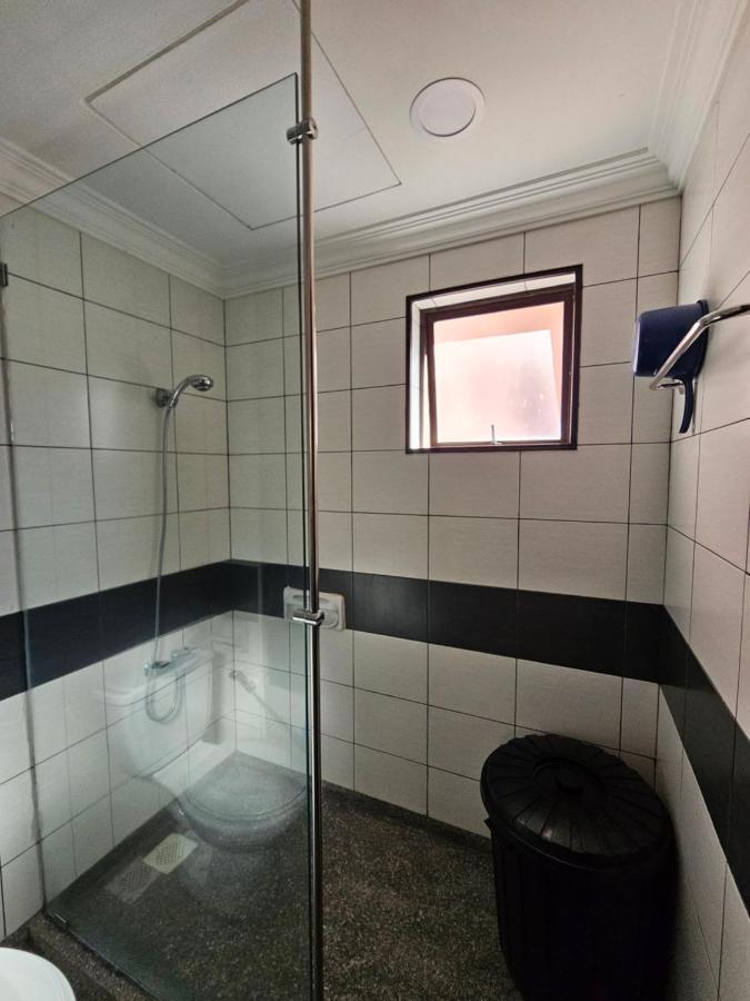 Marina-A38 Kk Centre Homestay Кота-Кинабалу Экстерьер фото